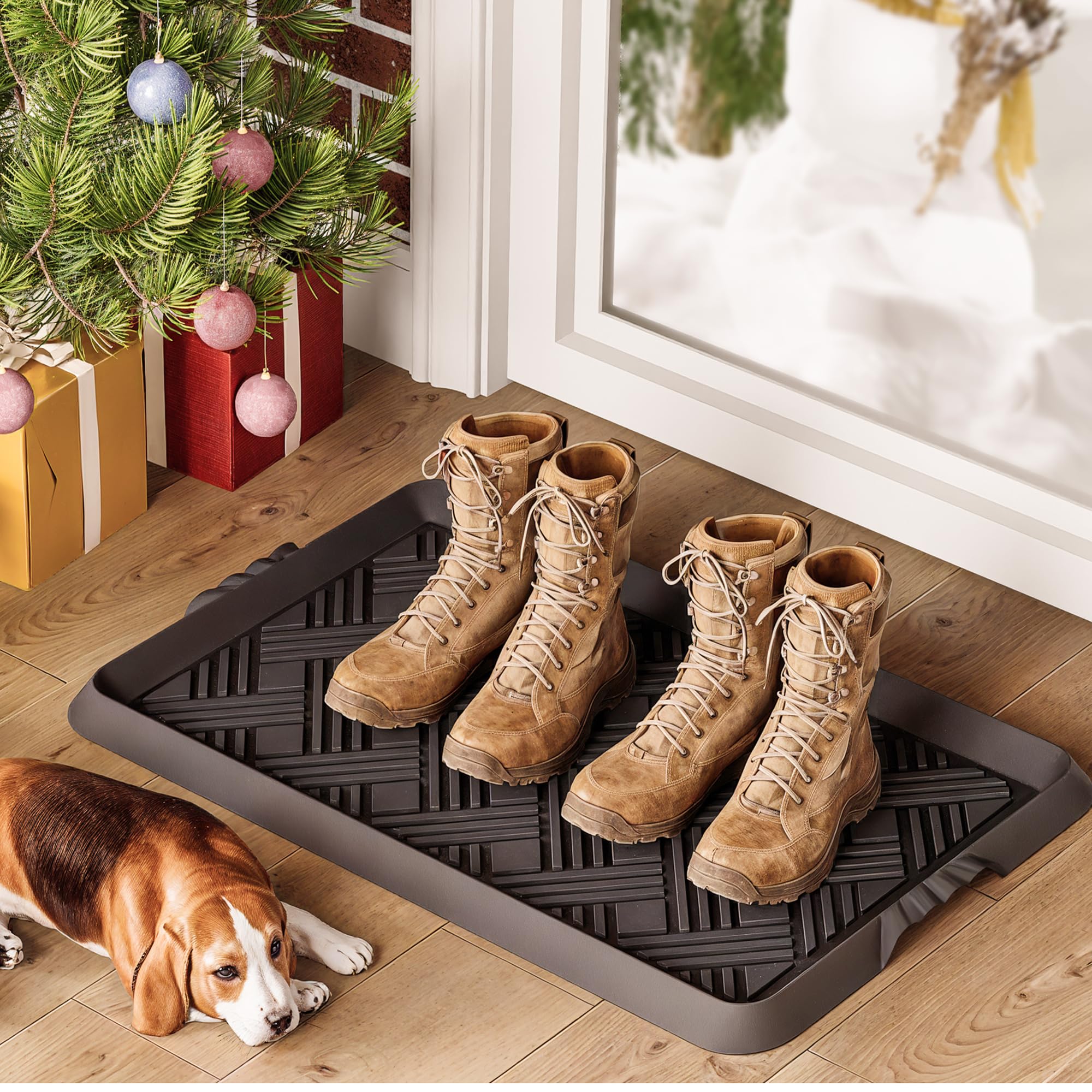 LFCONNECT boot tray front view showing full footprint and raised edge protecting floors