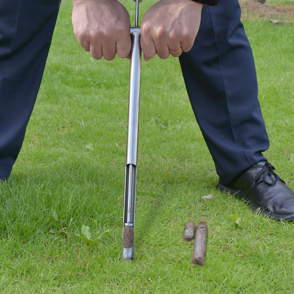 Lichtund size comparison with ruler demonstrating probe depth