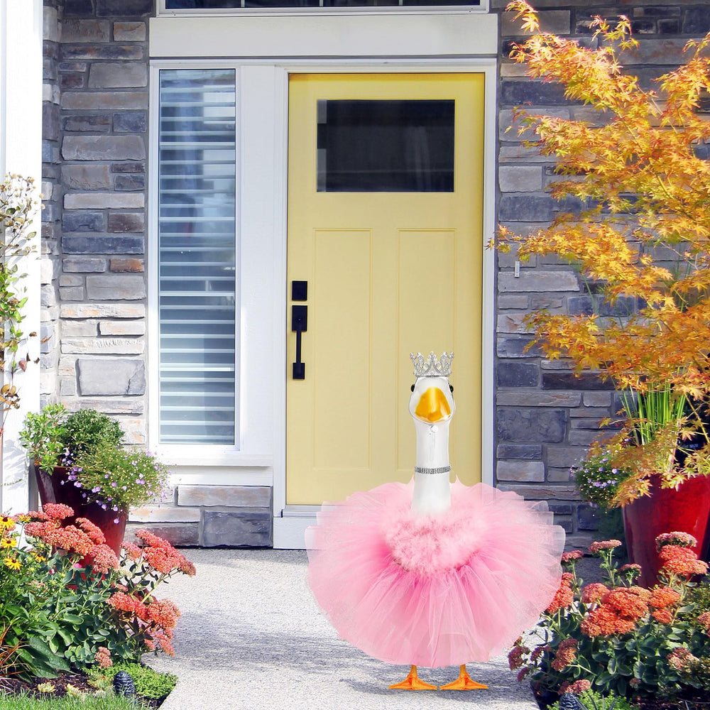 Locmeo side profile of dressed goose demonstrating overall look