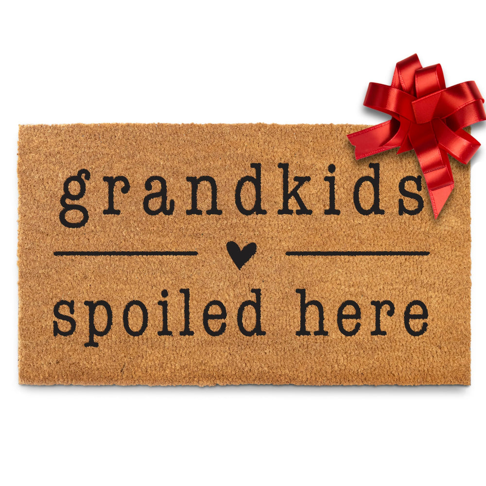 MAINEVENT staged at grandparents entrance showing welcoming family sentiment