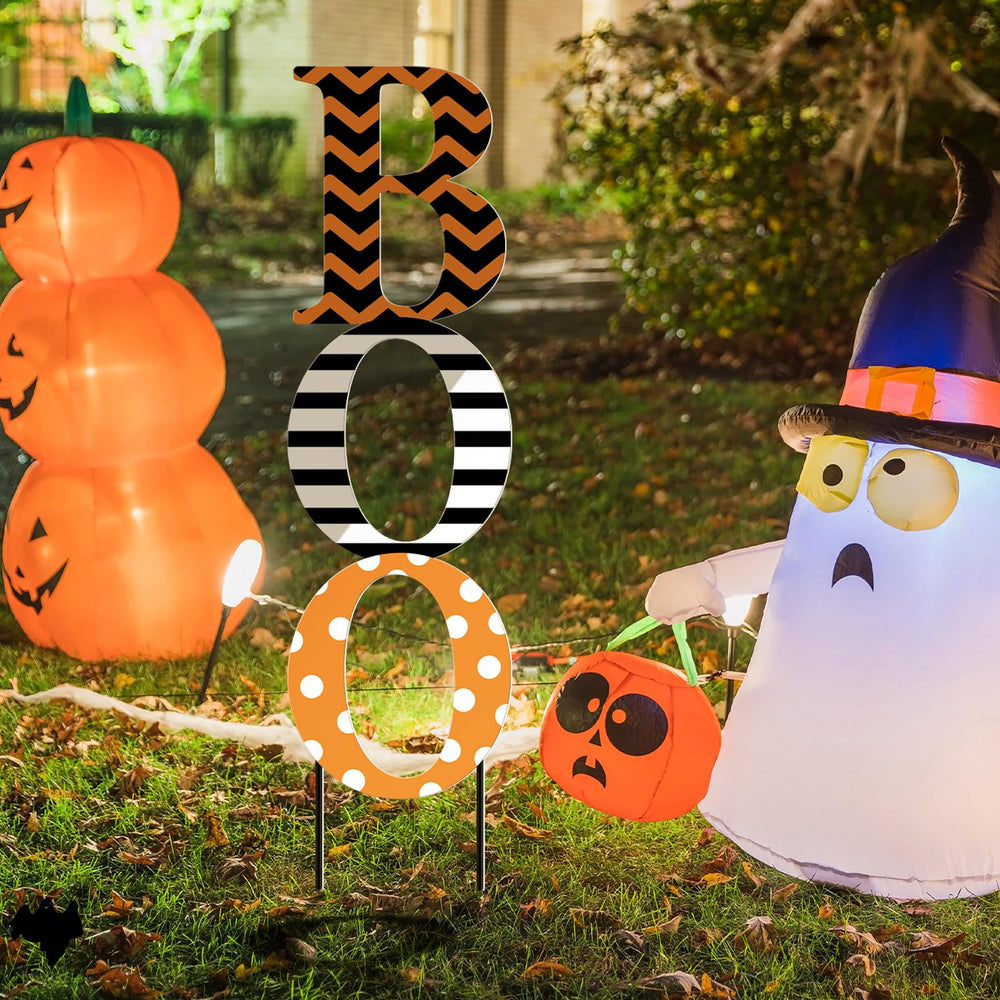 MorningRo Boo in nighttime setting with lights showing atmospheric curb impact