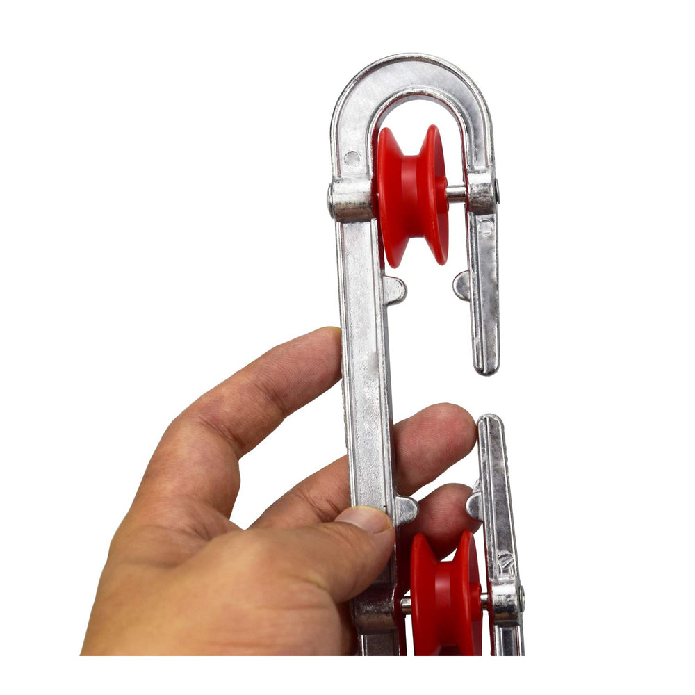 Motanar beside a hand showing size and easy handling benefit