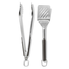 OXO turner front view showing wide head for easy flipping