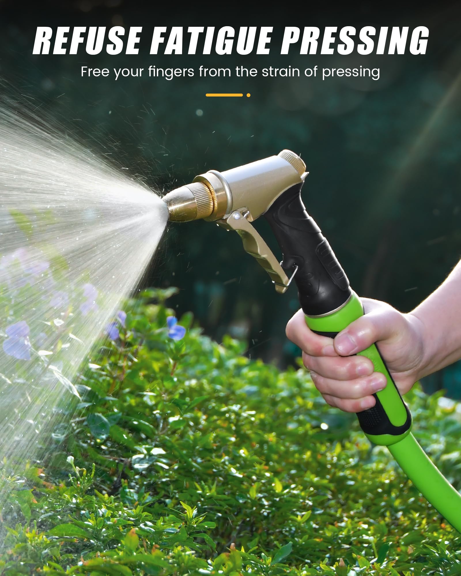 RAINPOINT nozzle rinsing a car with high-pressure jet for efficient cleaning