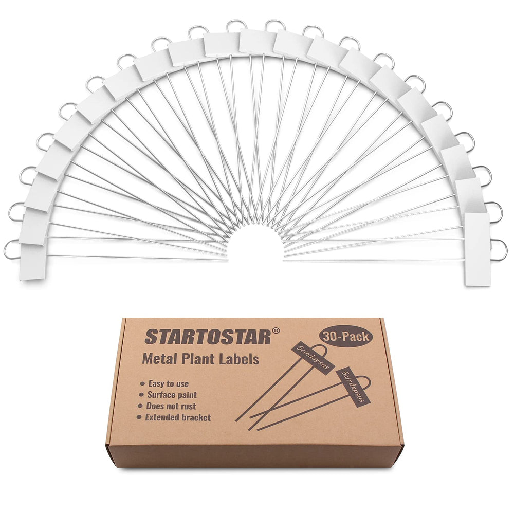 STARTOSTAR markers in greenhouse containers illustrating organization and plant ID benefit