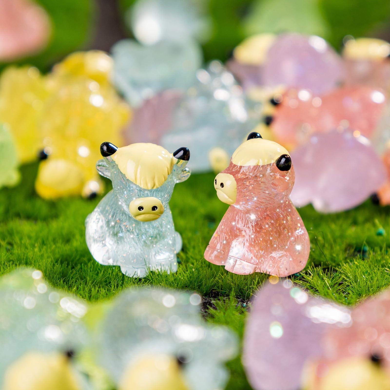 Teenzee front packaging showing 80 mini yak figurines for easy use