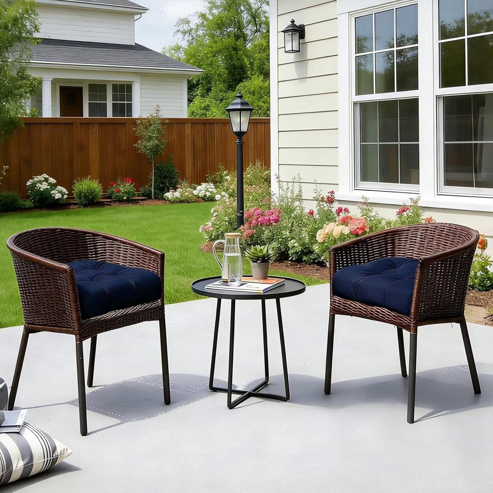 TESICA polyester fabric with water-resistant finish for easier outdoor care