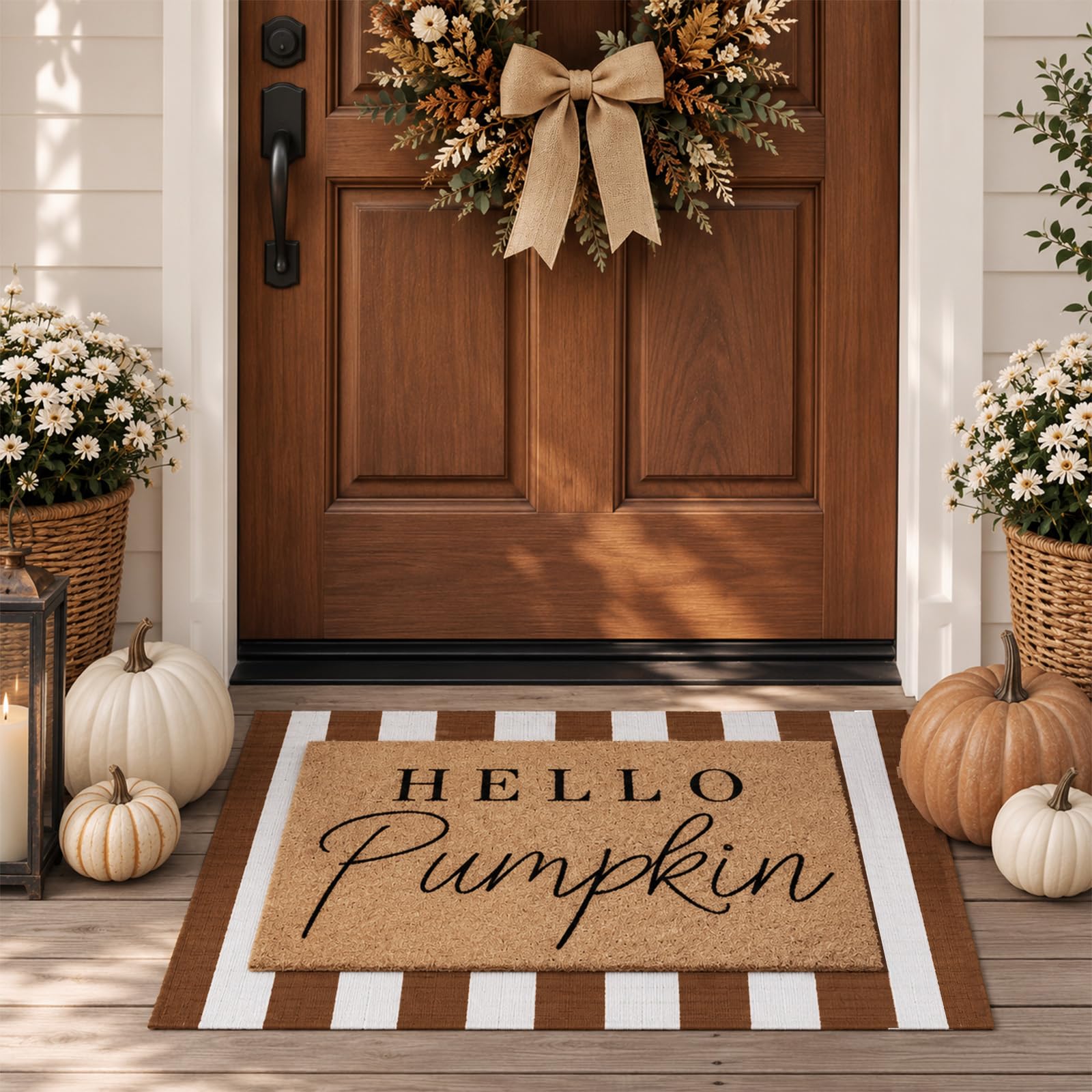 Tinideya close-up of Hello Pumpkin topper showcasing festive print