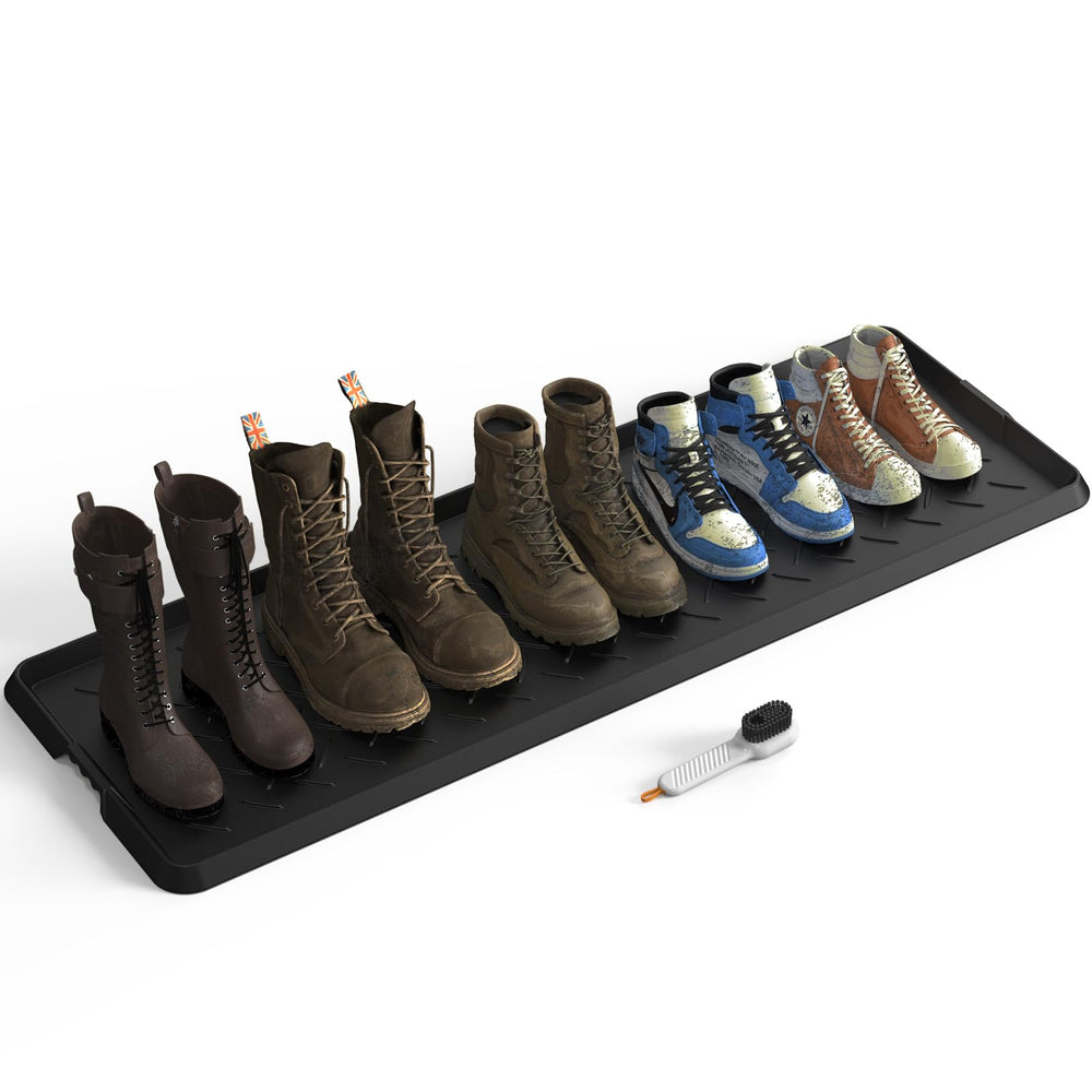 UltraLegend scale comparison with boot showing generous capacity
