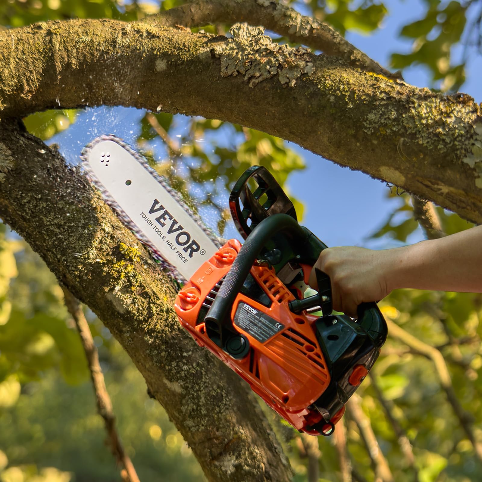 VEVOR cutting a log demonstrating effective small-tree cutting power