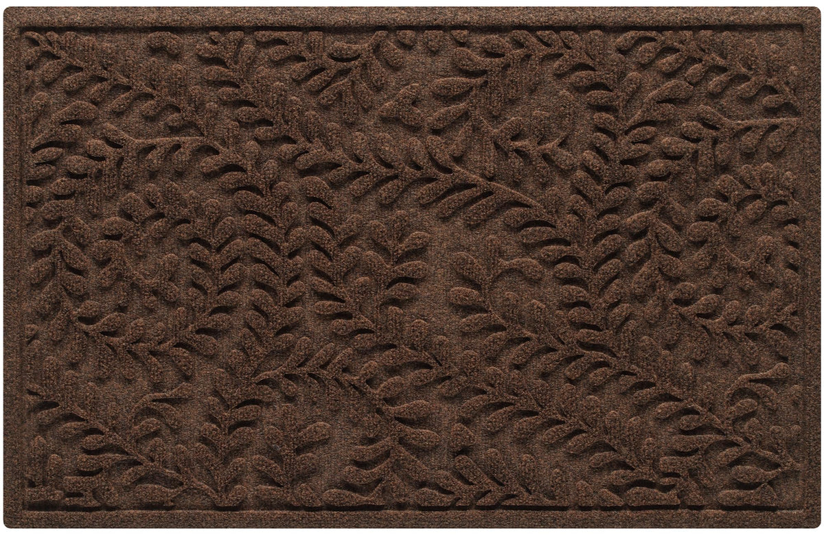 WaterHog Boxwood front view showing floral ridged surface and border benefit