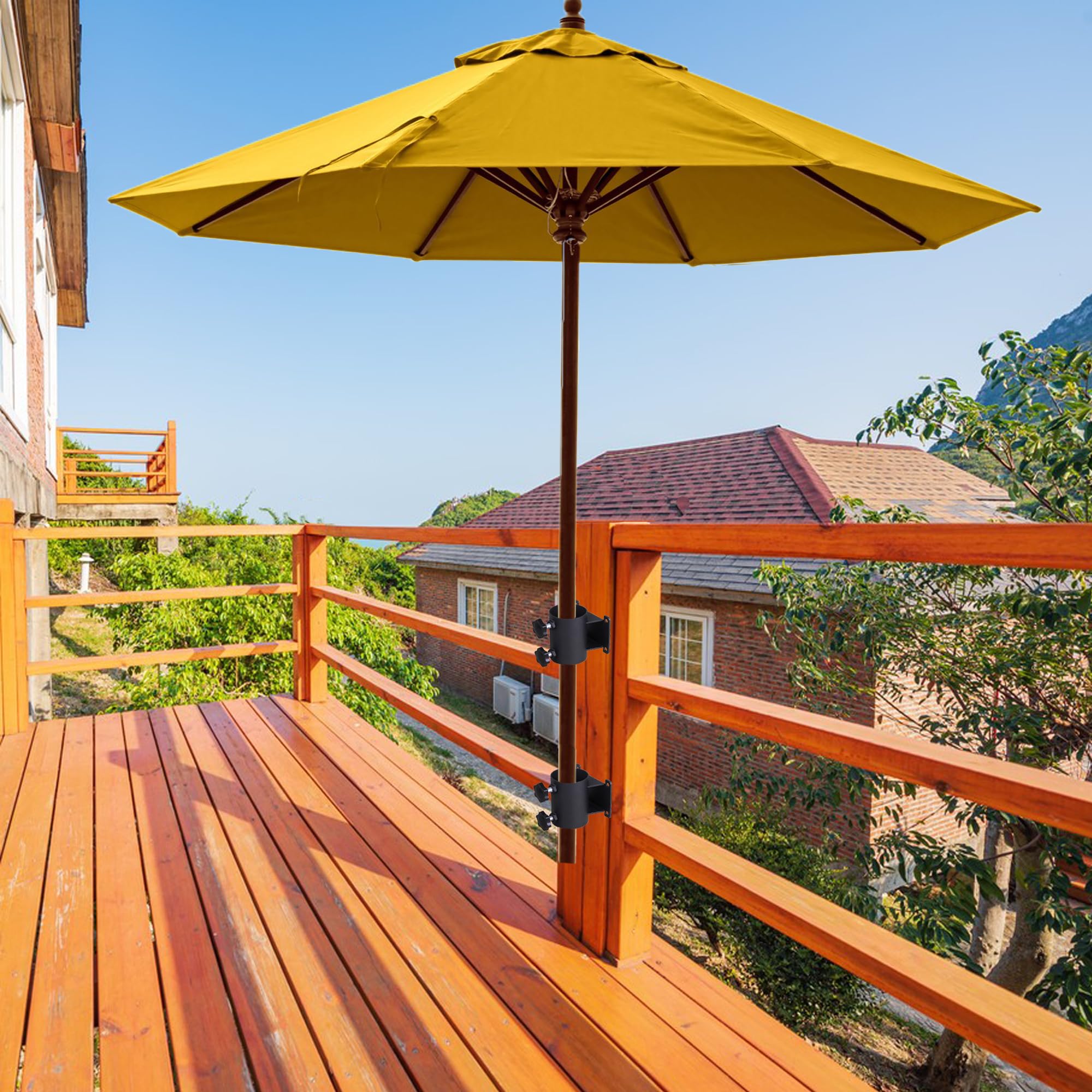Wdwlbsm size comparison with umbrella pole showing fit for 1.5–2" benefit