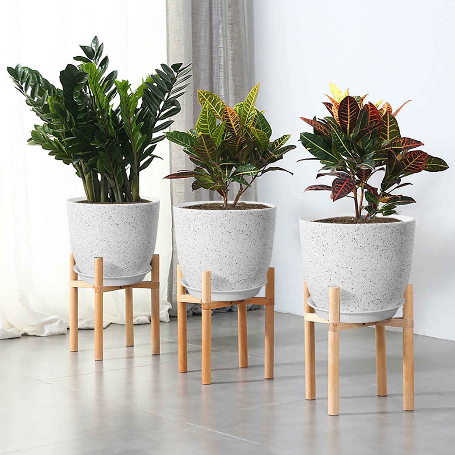 WOUSIWER 10-inch pot holding large houseplant for stable growth and décor